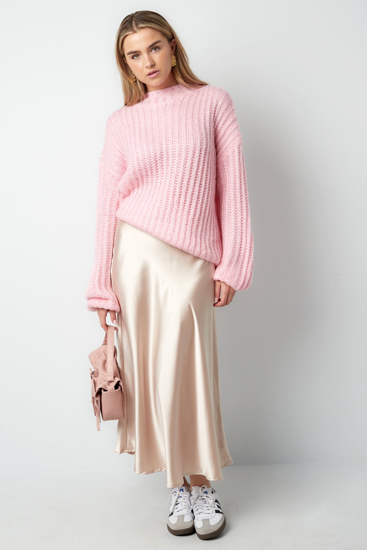 LEA SWEATER