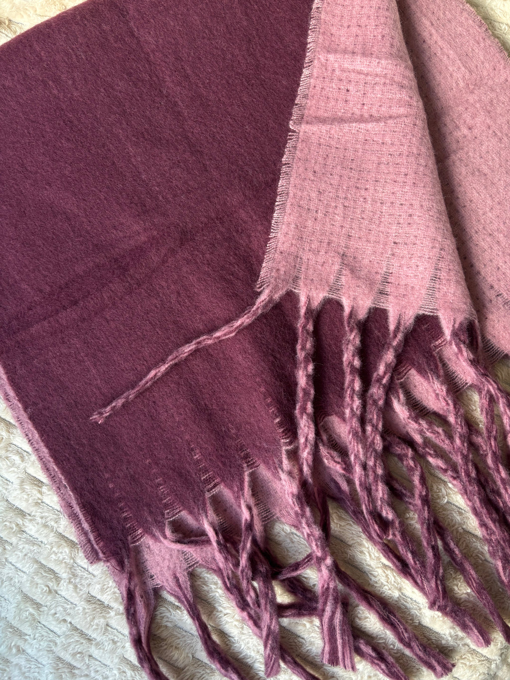 Hug Me Scarf - Crimson