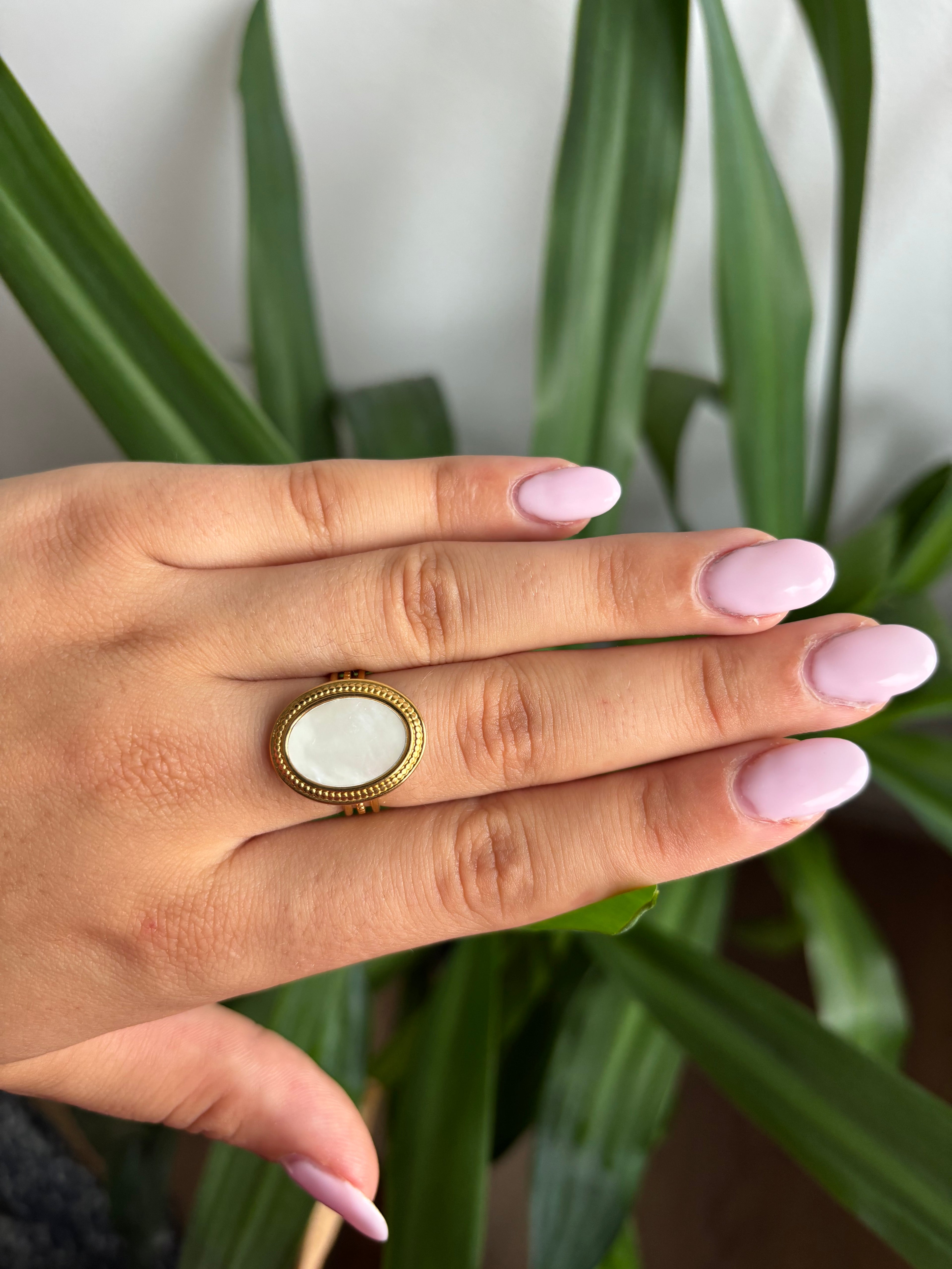Aura ring