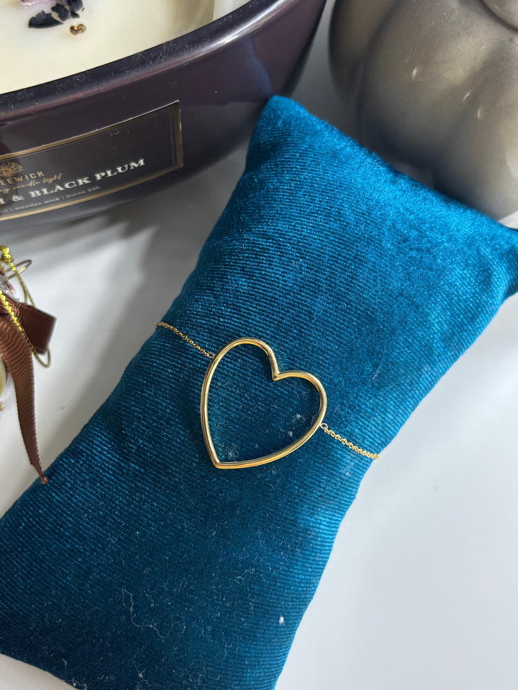 Simple open heart bracelet