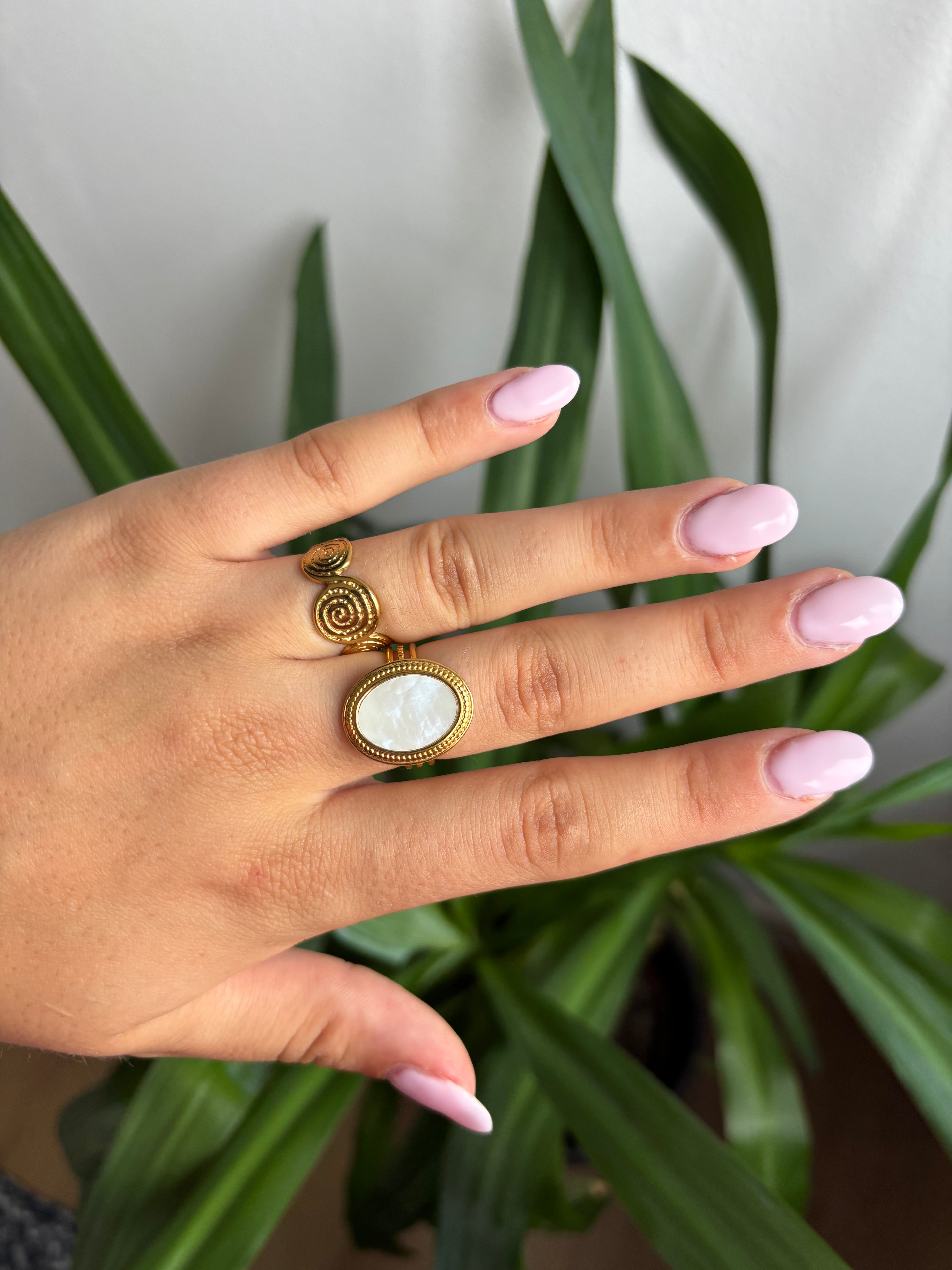 Aura ring