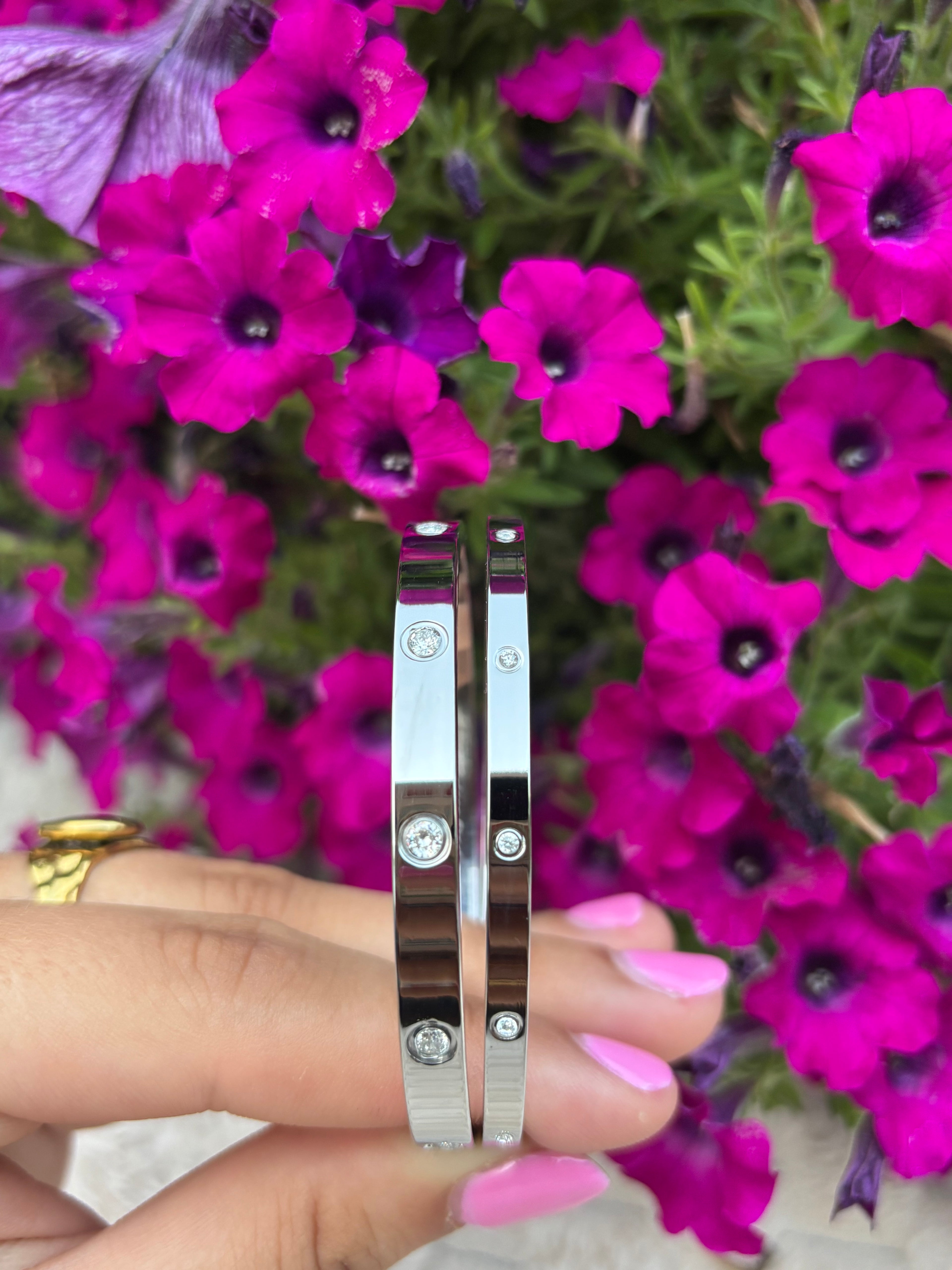 BIG TWINKLE BANGLE