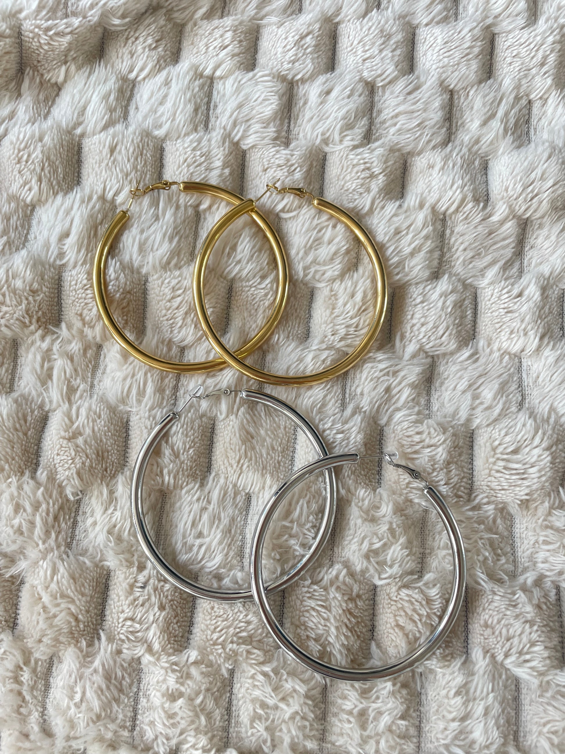 HOT HOOPS