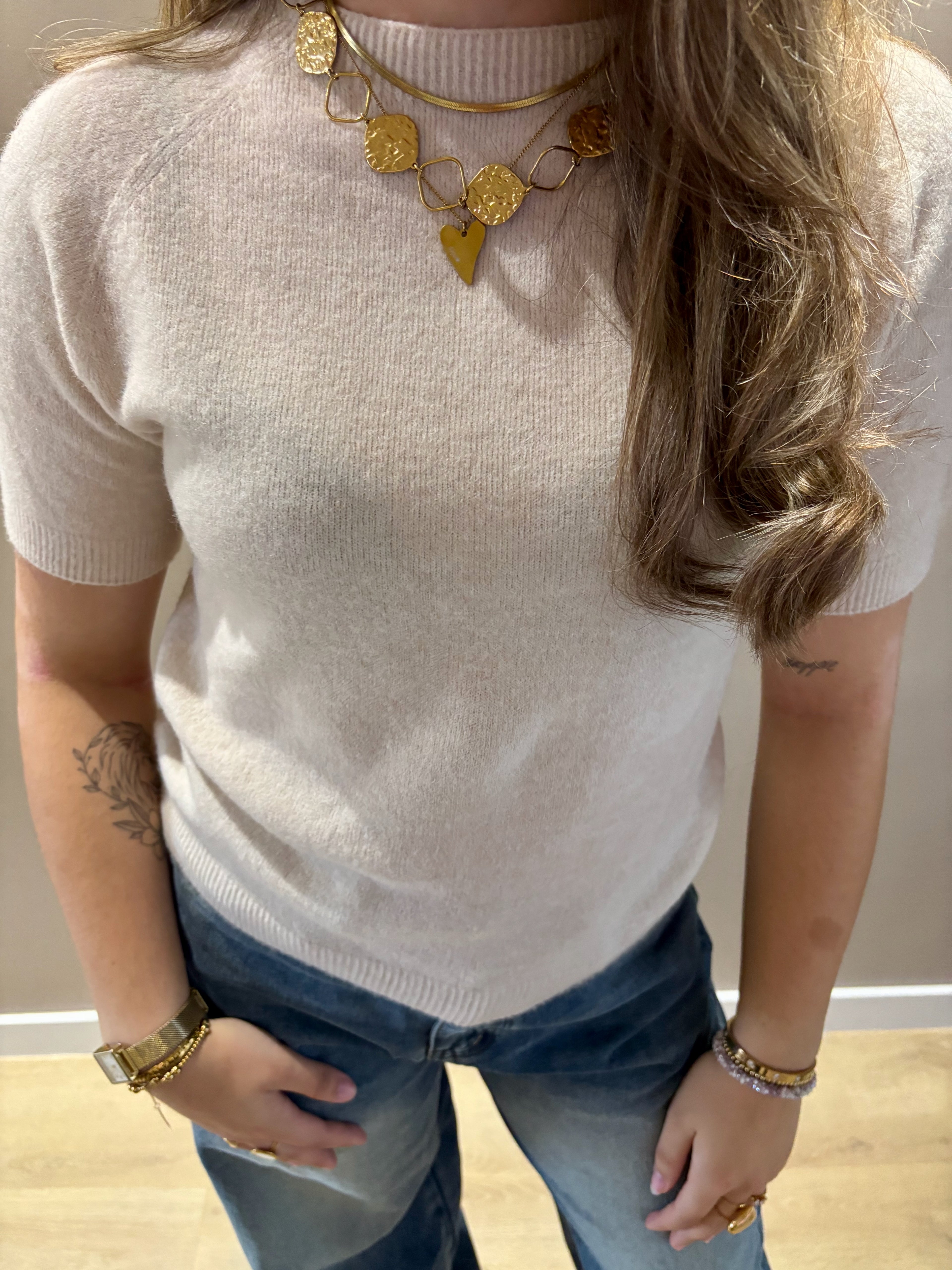 Knitted autumn top